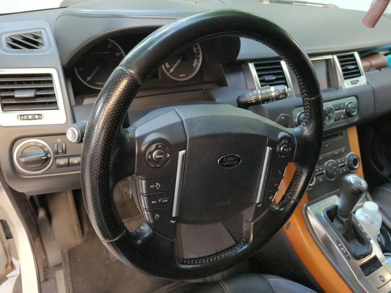Land Rover Range Sport 2010 5.0 SC V8 HSE — миниатюра 10