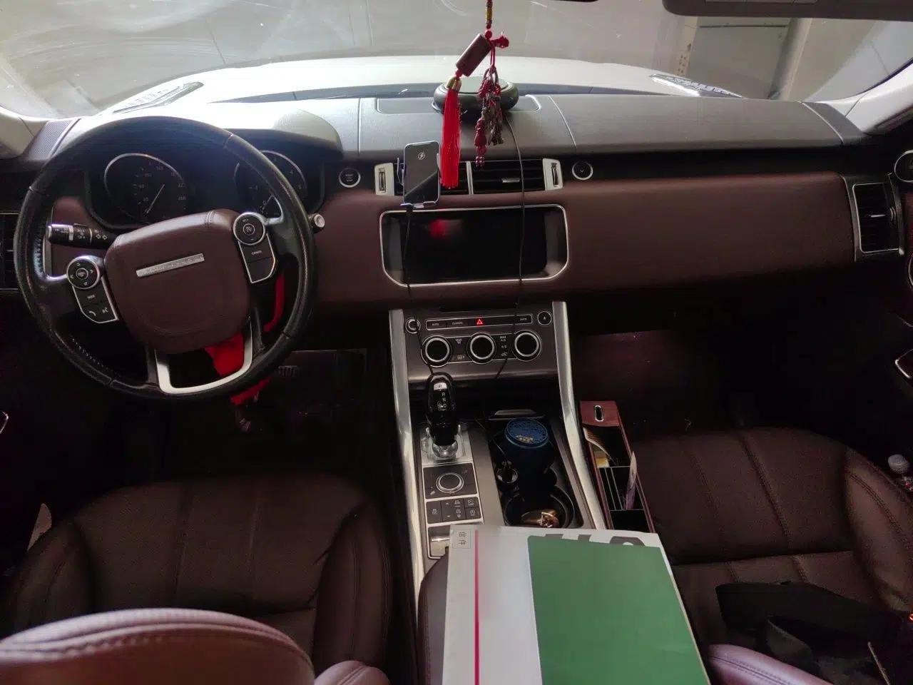 Land Rover Range Sport Range Rover Sport, Diesel, 3.0-liter, Automatic, 5-seater — миниатюра 9