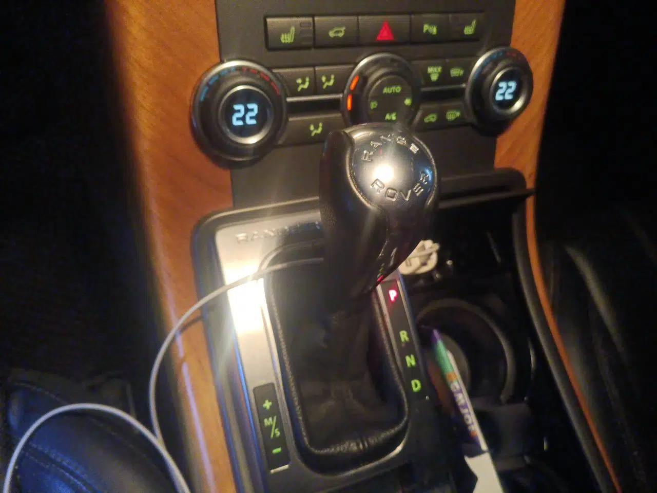 Land Rover Range Sport 2012 3.0 TDV6 HSE Diesel Edition — миниатюра 14