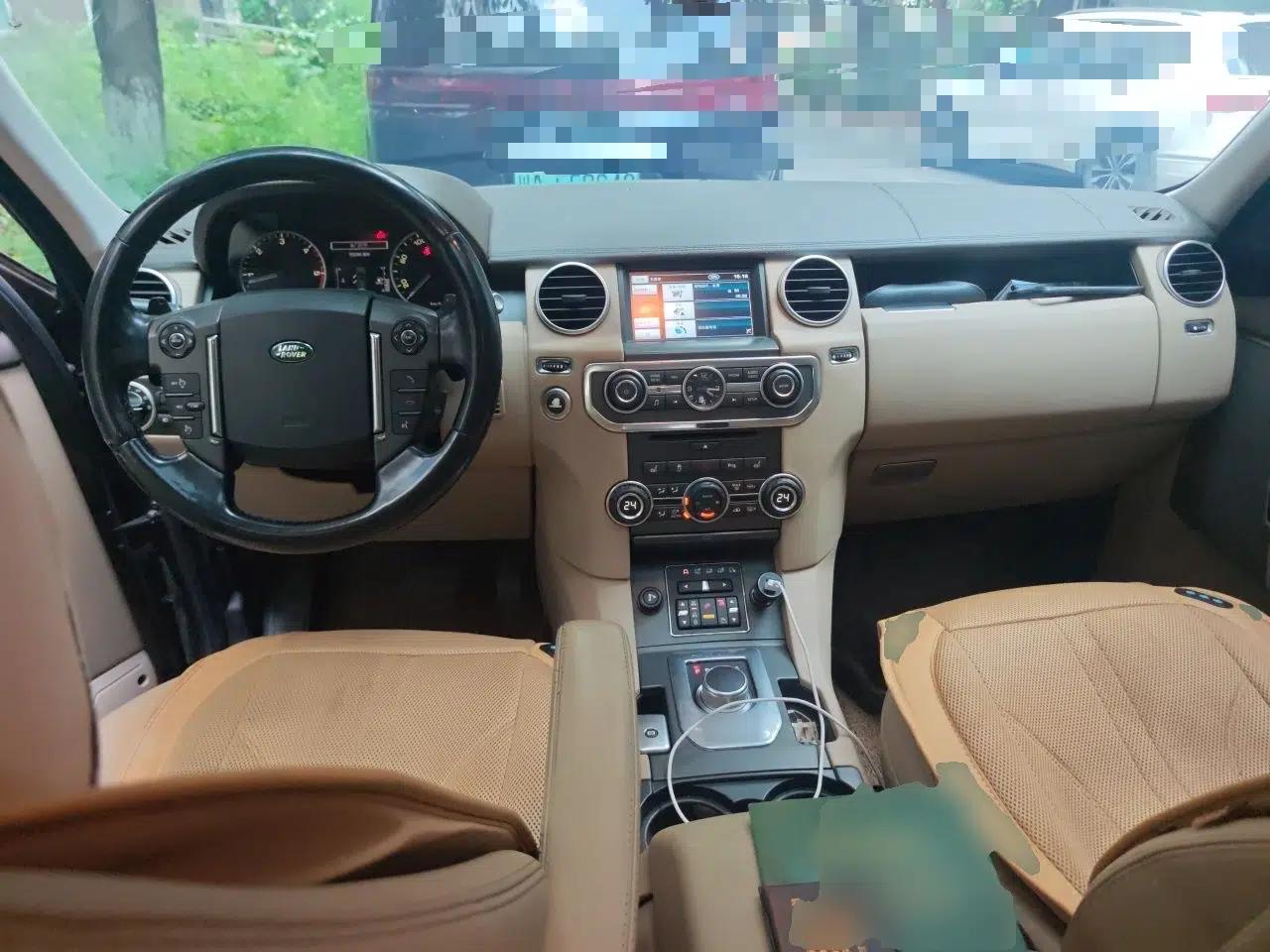 Land Rover Discovery 2013 3.0 SDV6 HSE Diesel Edition — миниатюра 9