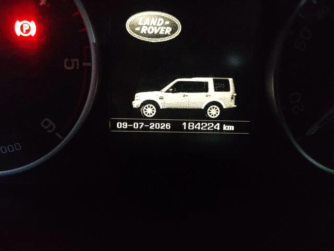 Land Rover Discovery 2014 3.0 SDV6 HSE Diesel Edition — миниатюра 12