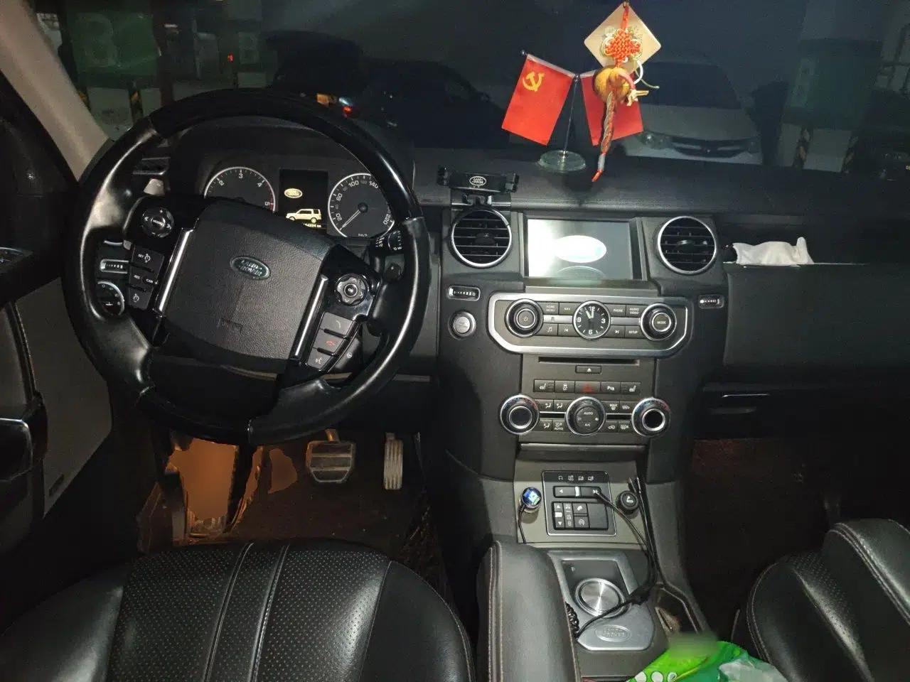 Land Rover Discovery 2014 3.0 SDV6 HSE Diesel Edition — миниатюра 9