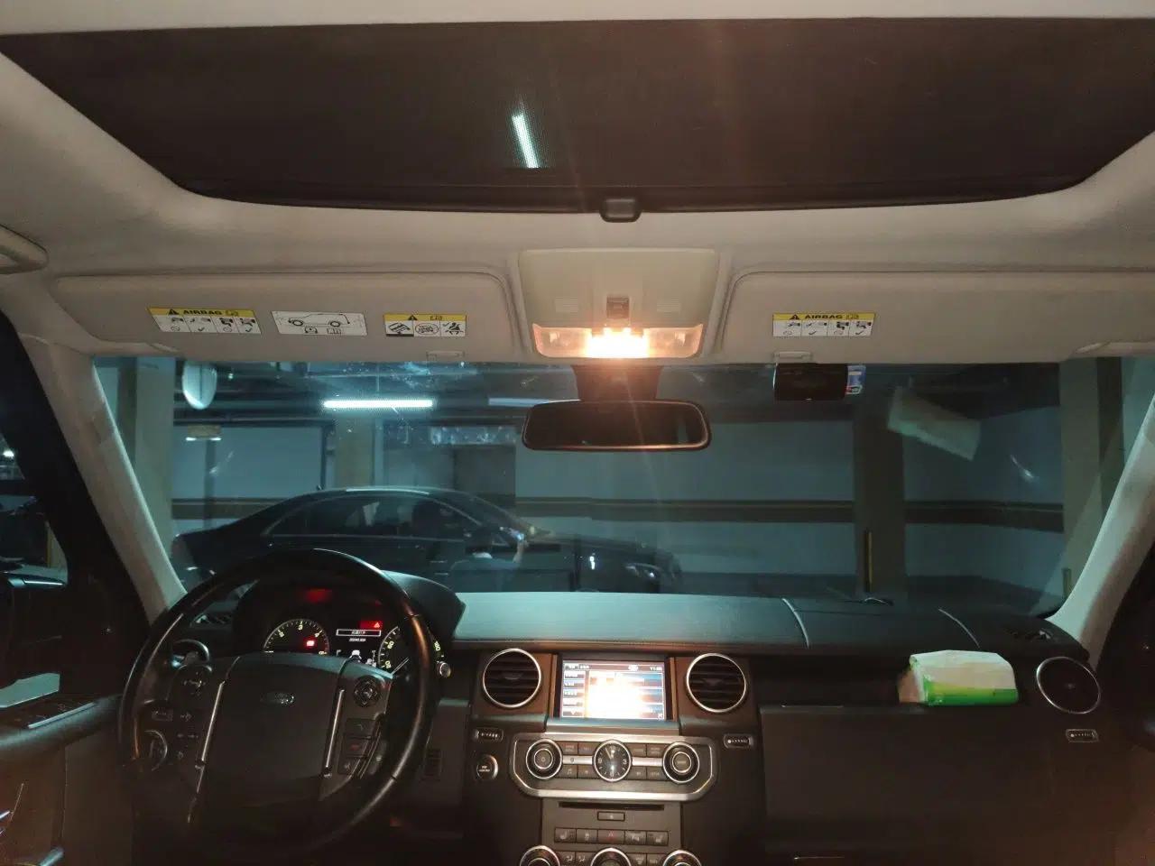 Land Rover Discovery 2013 3.0 SDV6 HSE Diesel Edition — миниатюра 18