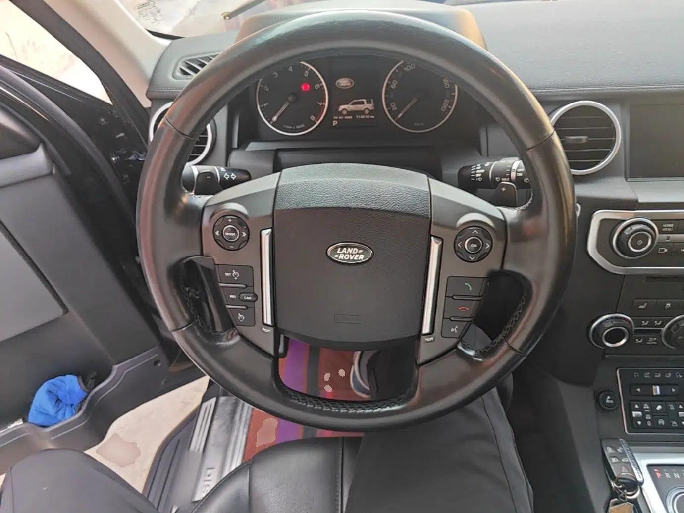 Land Rover Discovery 2016 3.0 SC Obsidian Black Heritage Edition HSE — миниатюра 13