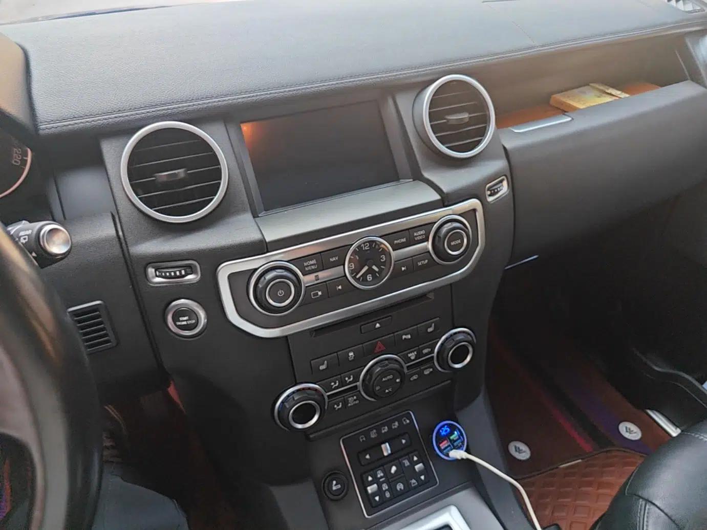 Land Rover Discovery 2016 3.0 SC Obsidian Black Heritage Edition HSE — миниатюра 15