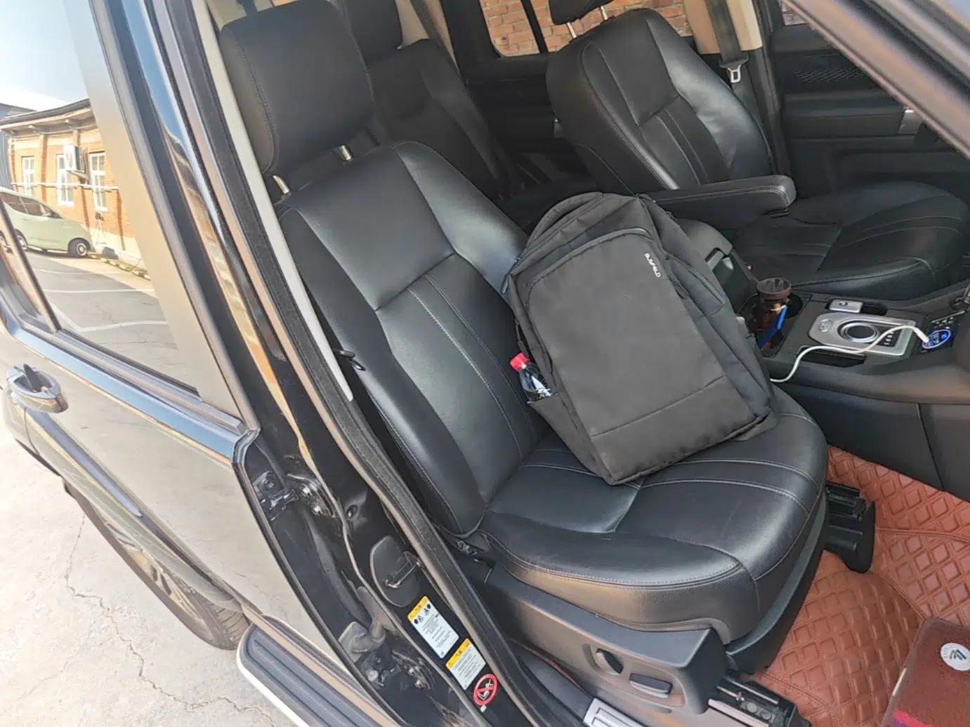 Land Rover Discovery 2016 3.0 SC Obsidian Black Heritage Edition HSE — миниатюра 19