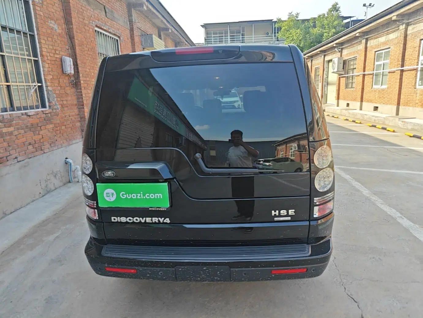 Land Rover Discovery 2016 3.0 SC Obsidian Black Heritage Edition HSE — миниатюра 5