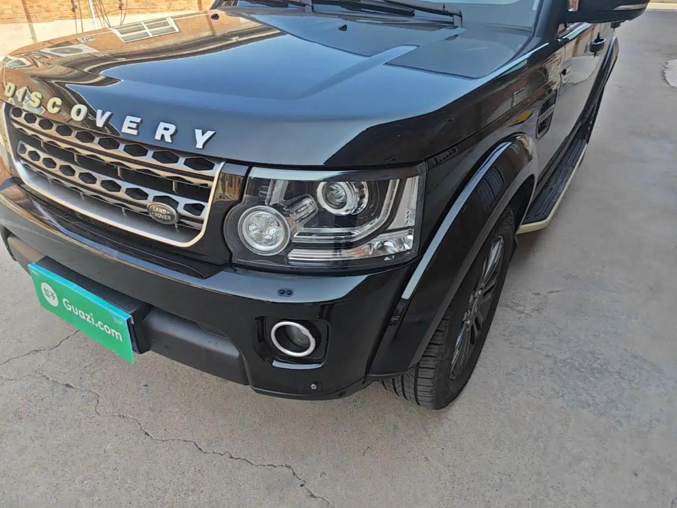 Land Rover Discovery 2016 3.0 SC Obsidian Black Heritage Edition HSE — миниатюра 8