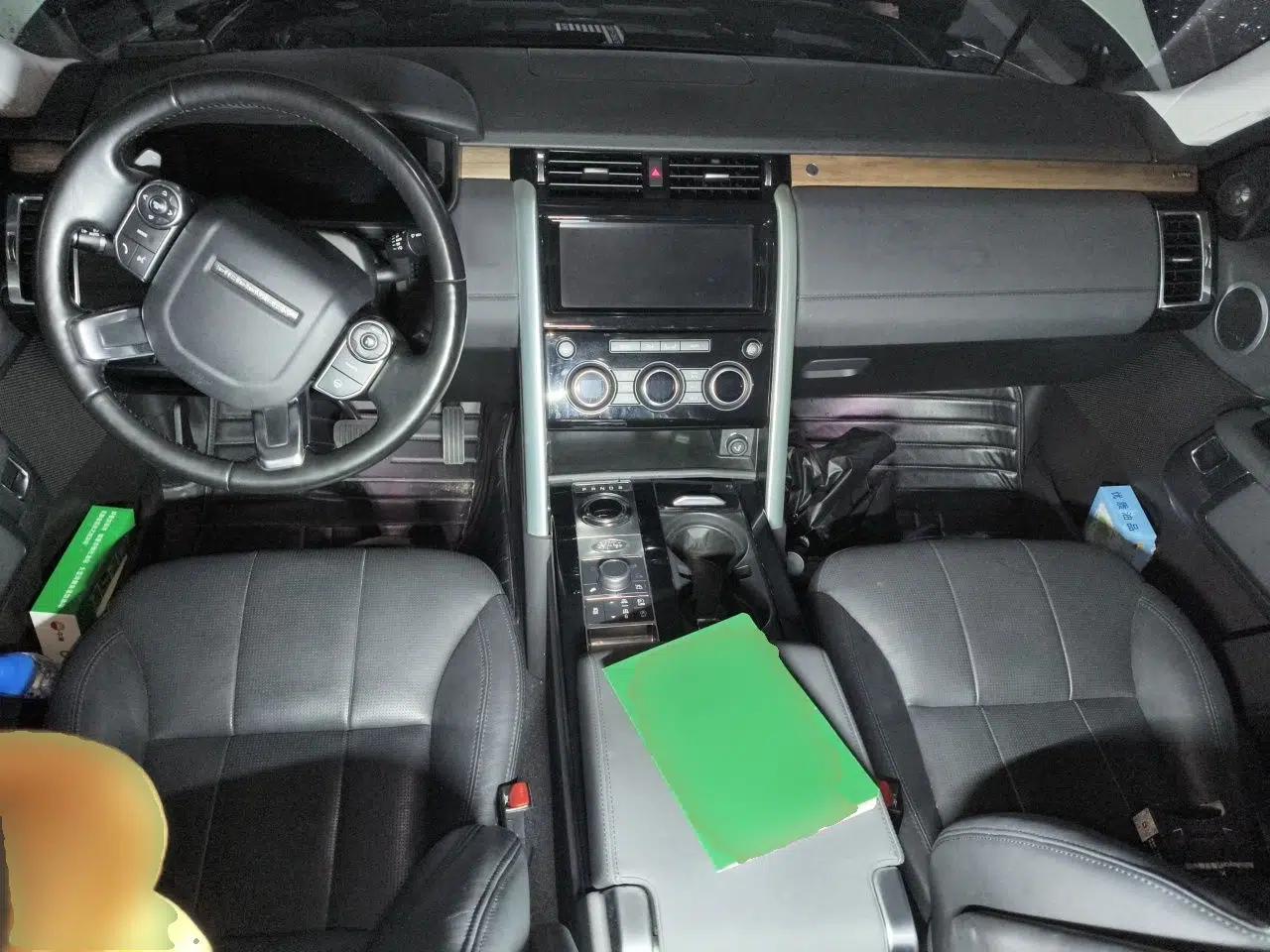 Land Rover Discovery 2018 3.0 SC V6 HSE — миниатюра 9