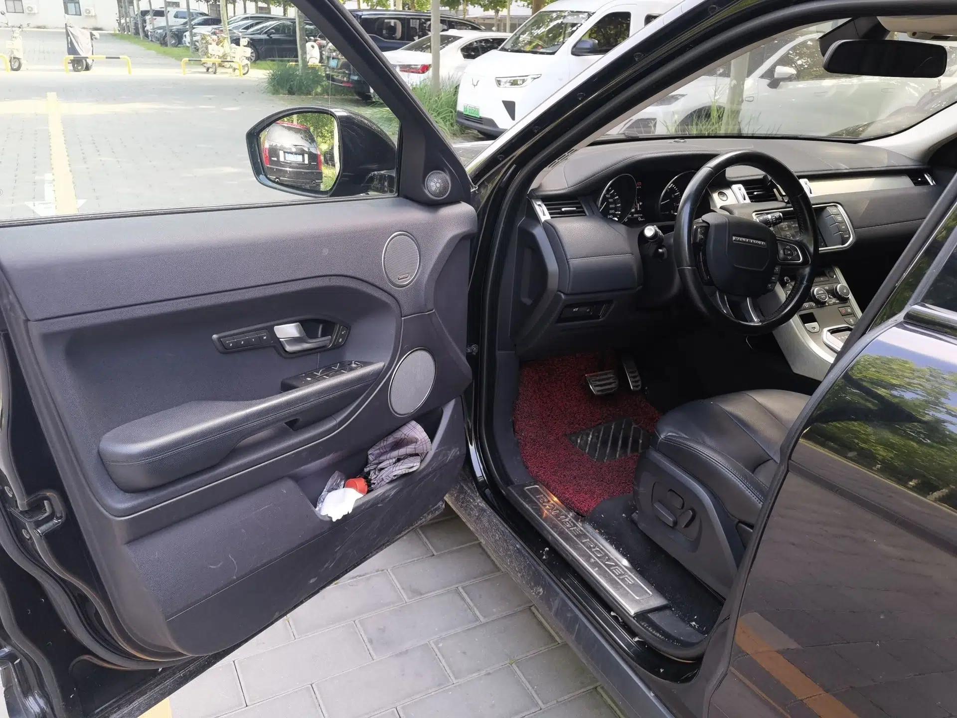 Land Rover Range Evoque 2015 2.0T Five-Door Zhiyao Edition — миниатюра 16