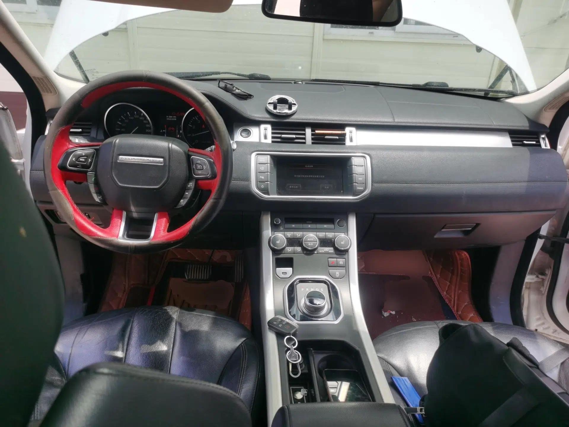 Land Rover Range Evoque 2014 2.0T 5-Door Luxury Edition — миниатюра 9