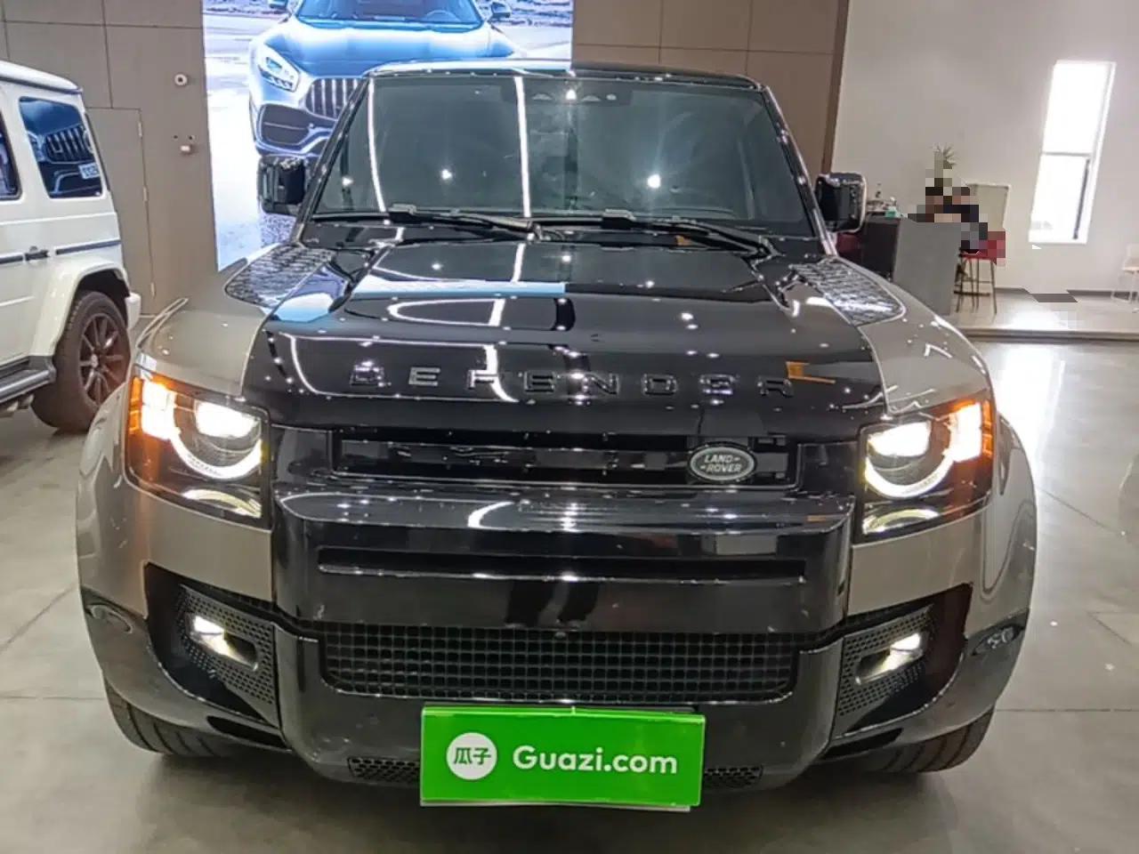 Land Rover Defender 2024 110 3.0T P400 XS — миниатюра 2