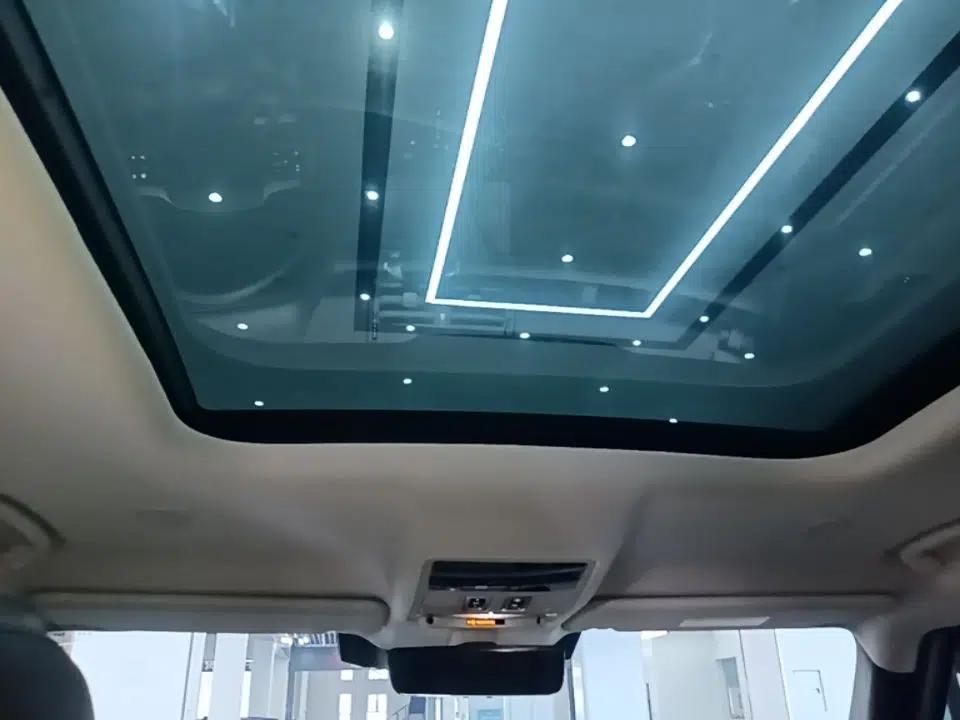 Land Rover Defender 2024 110 3.0T P400 XS — миниатюра 26
