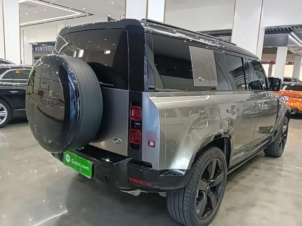 Land Rover Defender 2024 110 3.0T P400 XS — миниатюра 6