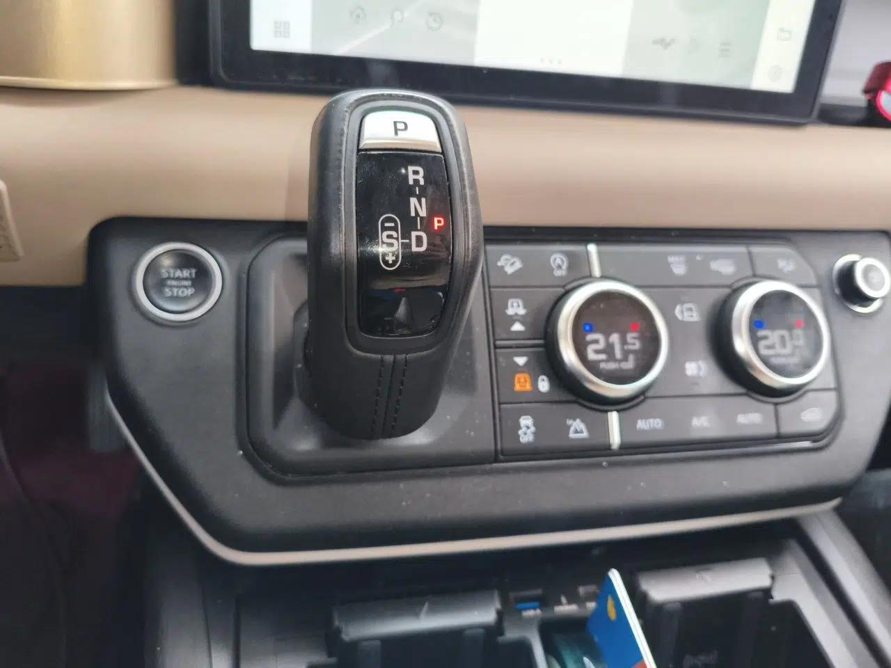 Land Rover Defender 2020 110 P400 SE — миниатюра 14