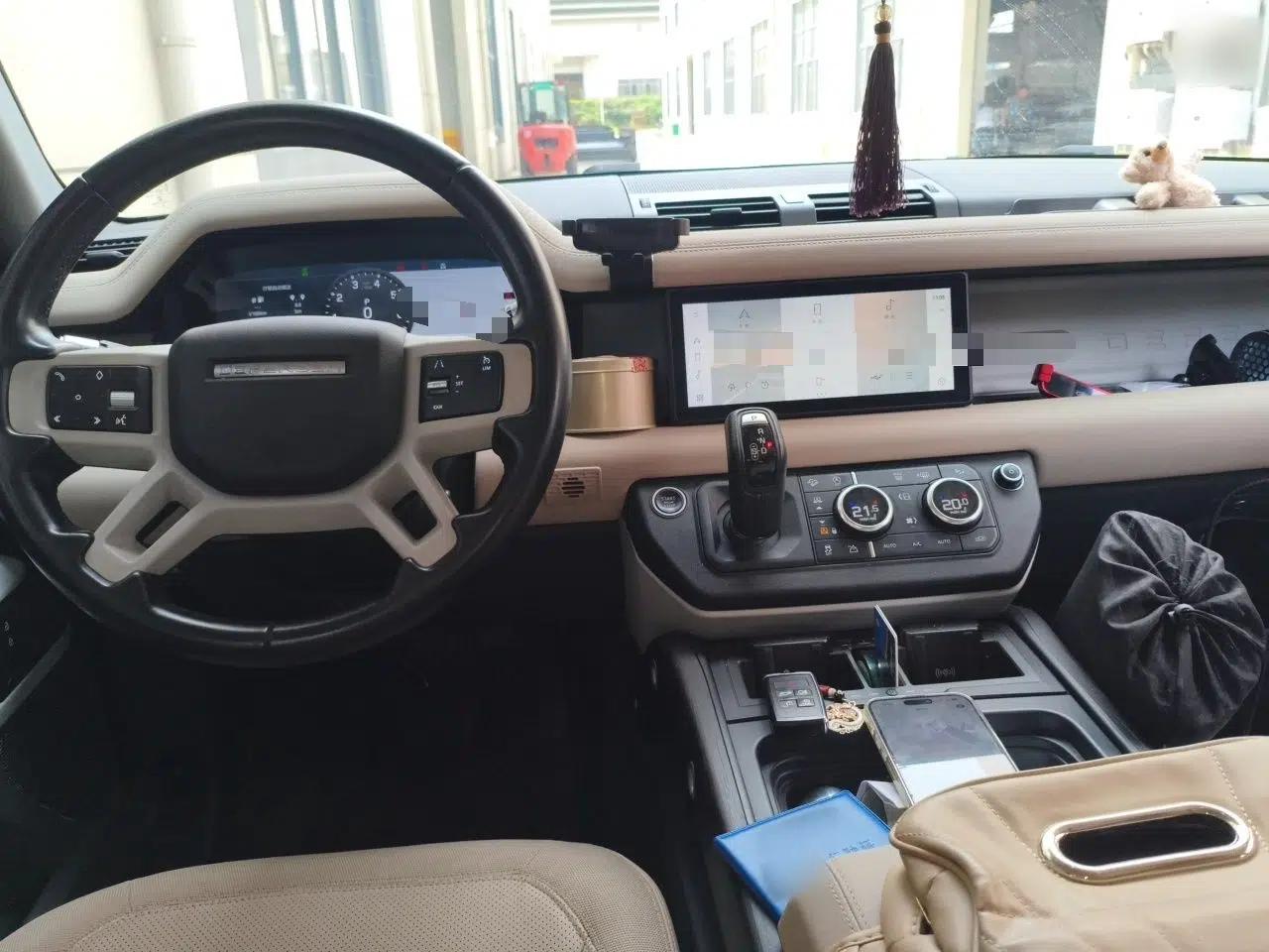 Land Rover Defender 2020 110 P400 SE — миниатюра 9