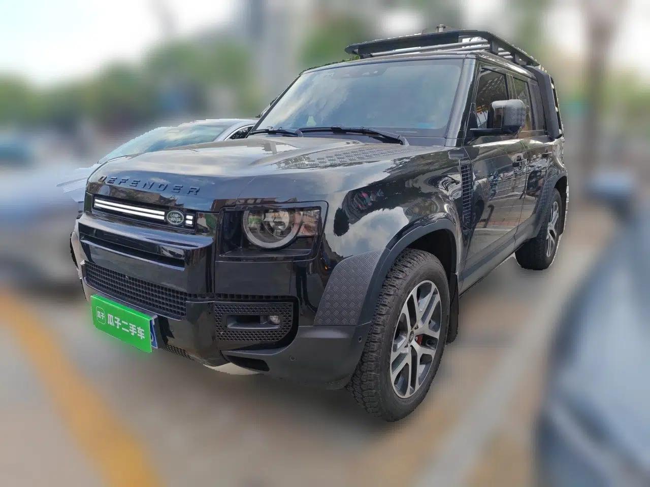 Land Rover Defender 2023 Facelift 110 3.0T P400 Dark Edition — миниатюра 1