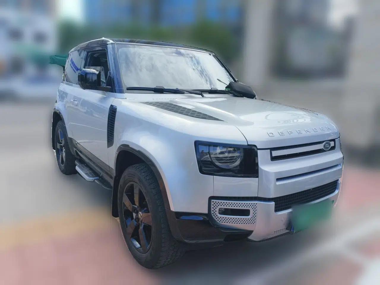 Land Rover Defender 2021 90 P400 Classic Reproduction Edition — миниатюра 3