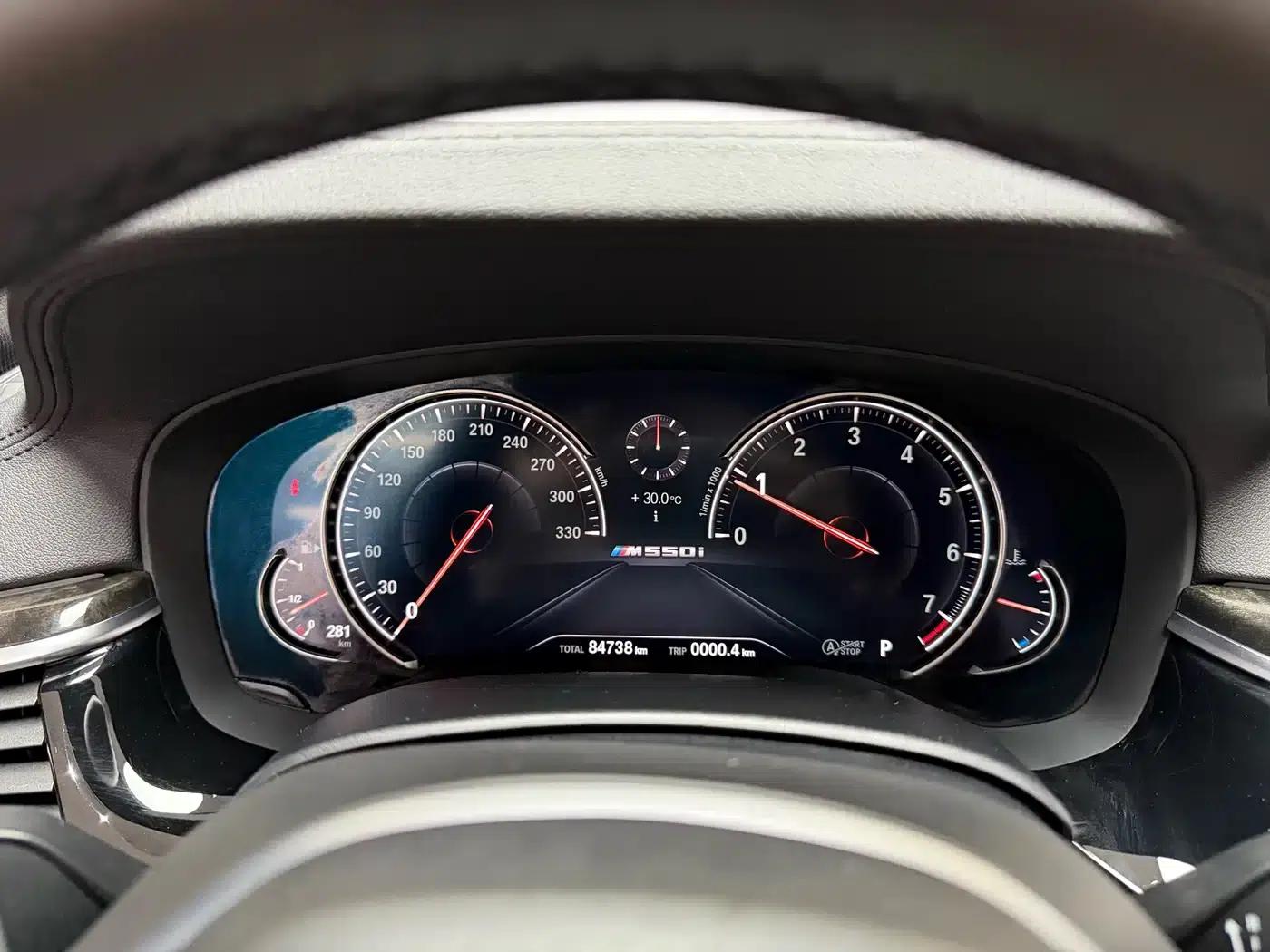 2018 BMW 5 Series Facelift 530Li xDrive M Sport Package — миниатюра 15