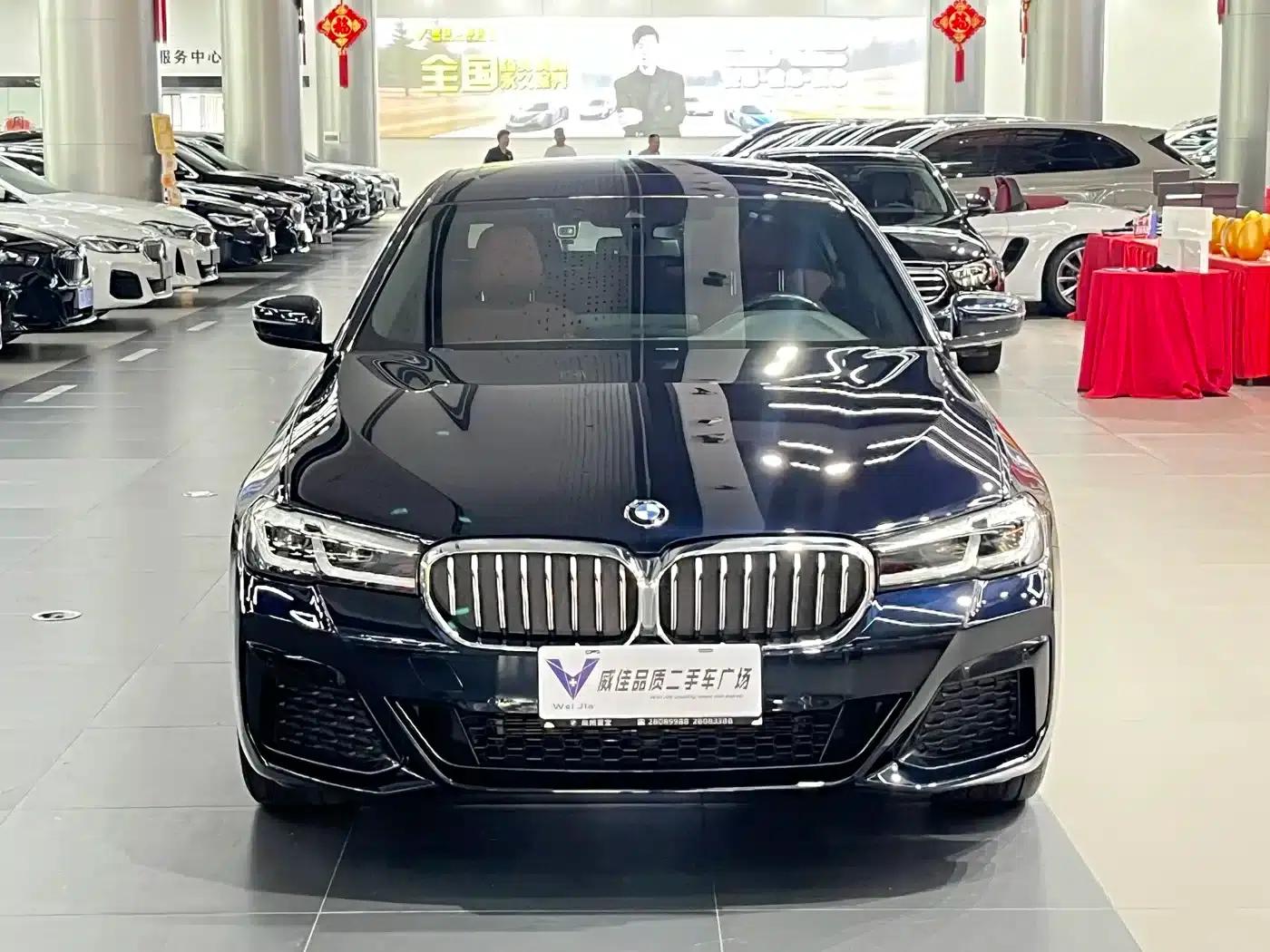2023 BMW 5 Series Facelift 530Li Leading Edition M Sport Package — миниатюра 2