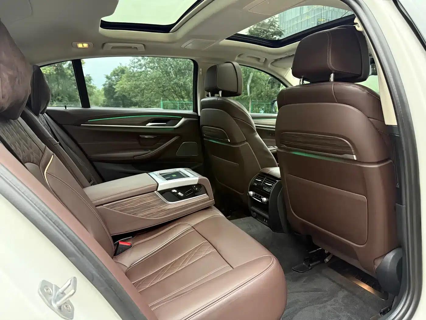 BMW 5 Series 2020 530Li Luxury Package — миниатюра 22