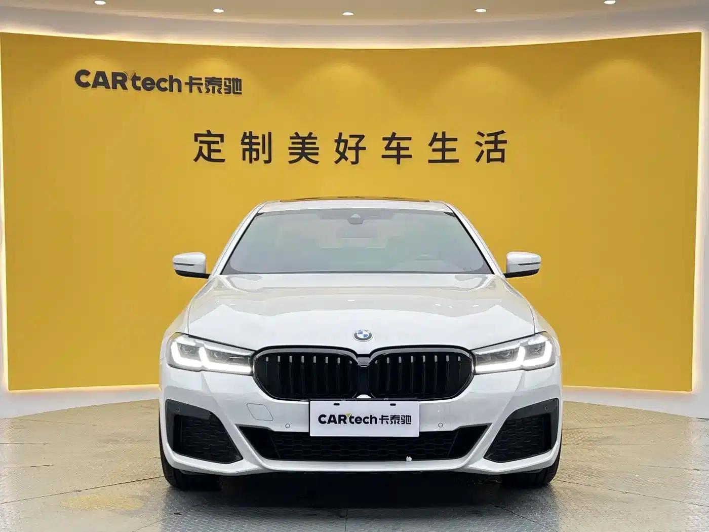 2022 BMW 5 Series 530Li xDrive M Sport Package — миниатюра 2