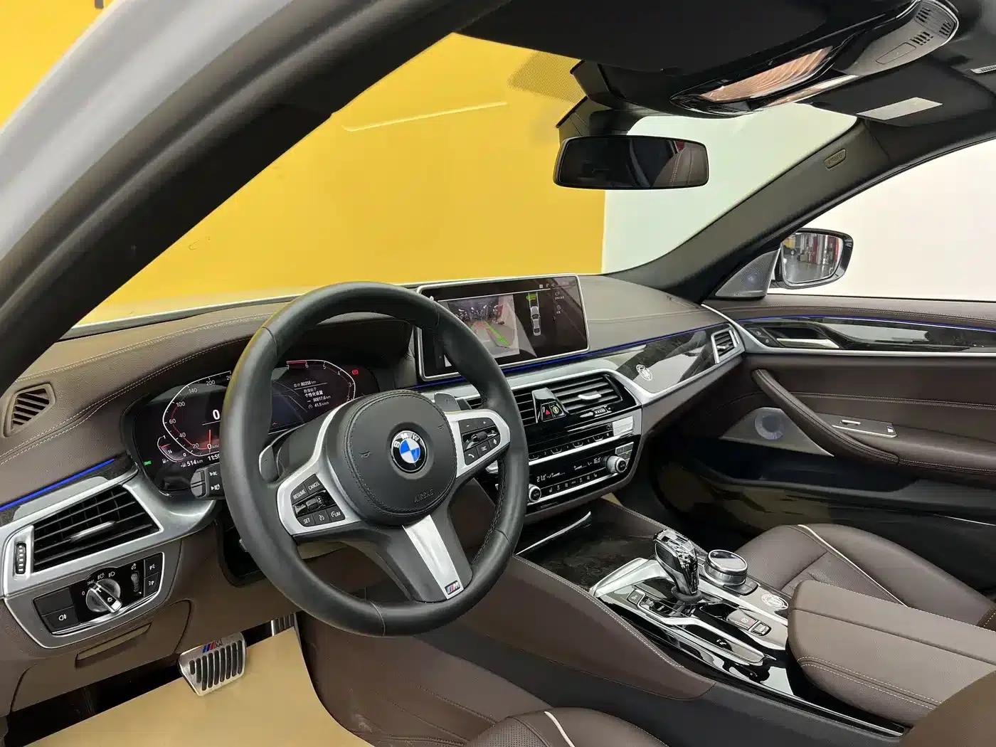 2022 BMW 5 Series 530Li xDrive M Sport Package — миниатюра 5
