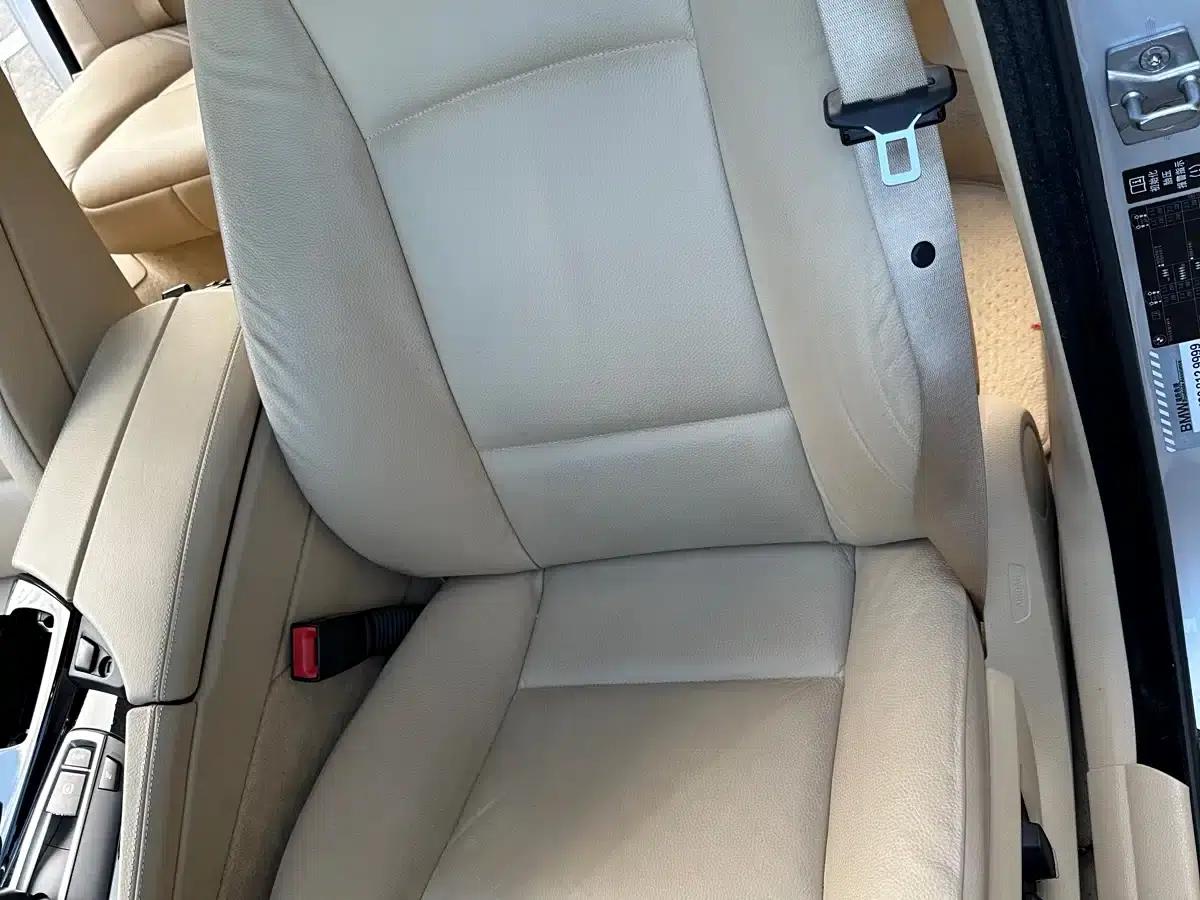 BMW 5 Series 2011 523Li Leading Edition — миниатюра 14