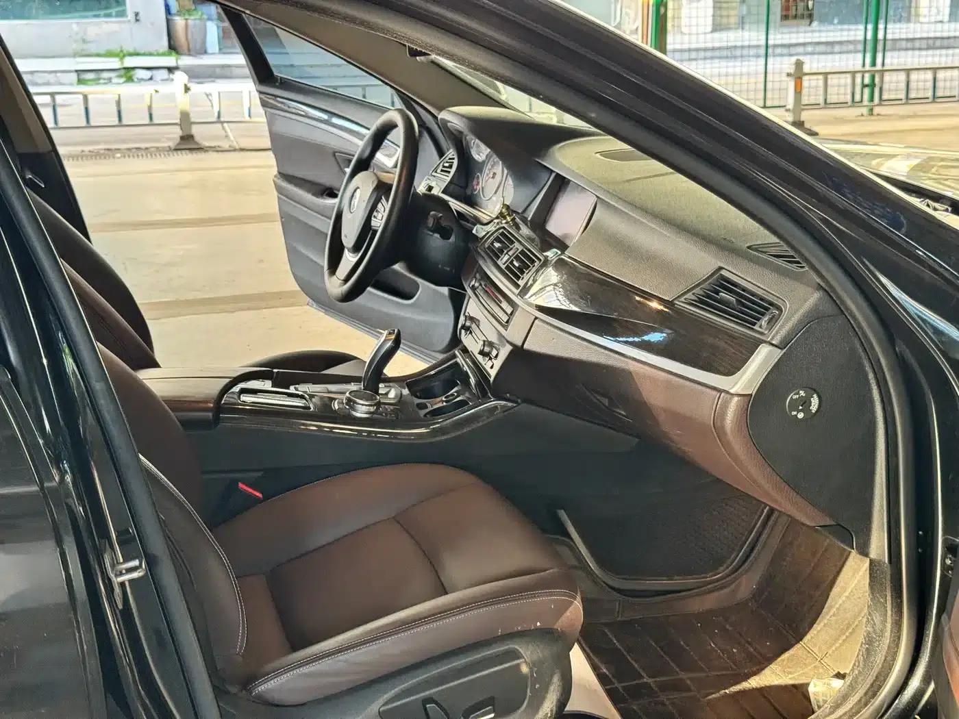 2014 BMW 5 Series 525Li Luxury Design Package — миниатюра 10