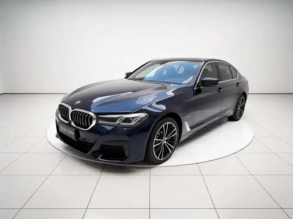 BMW 5 Series 2022 Facelift II 530Li Leading Model M Sport Package — миниатюра 1