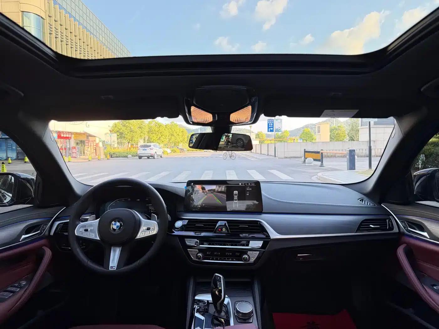 2023 BMW 5 Series 530Li Leading Edition M Sport Package — миниатюра 14