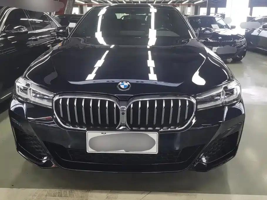 2022 BMW 5 Series 530Li Luxury M Sport Package — миниатюра 2