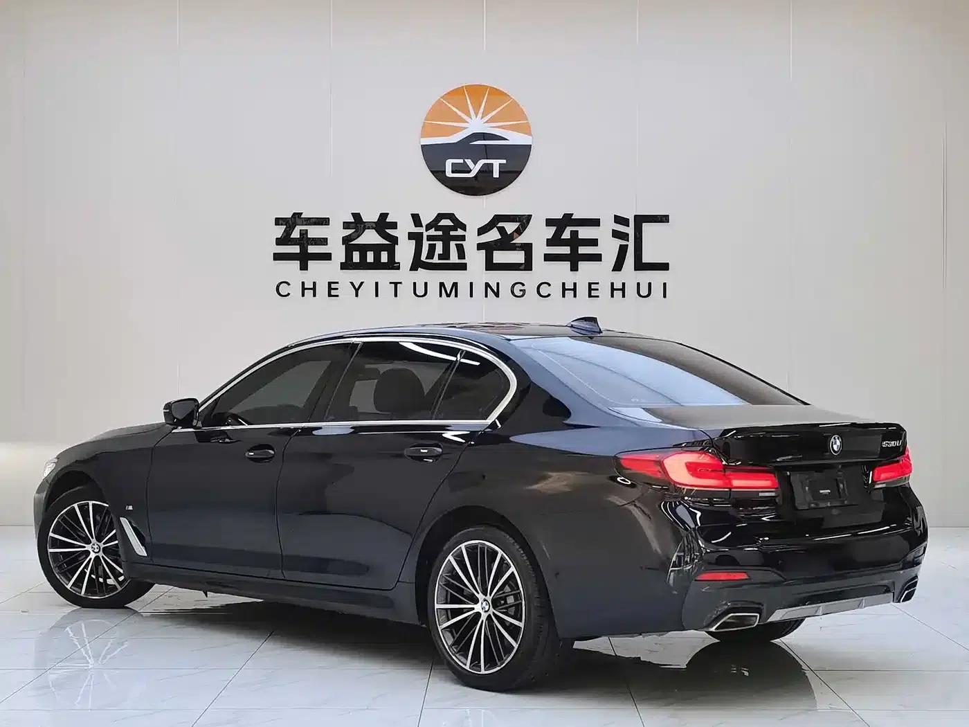 2021 BMW 5 Series Facelift 530Li Leading Edition M Sport Package — миниатюра 4