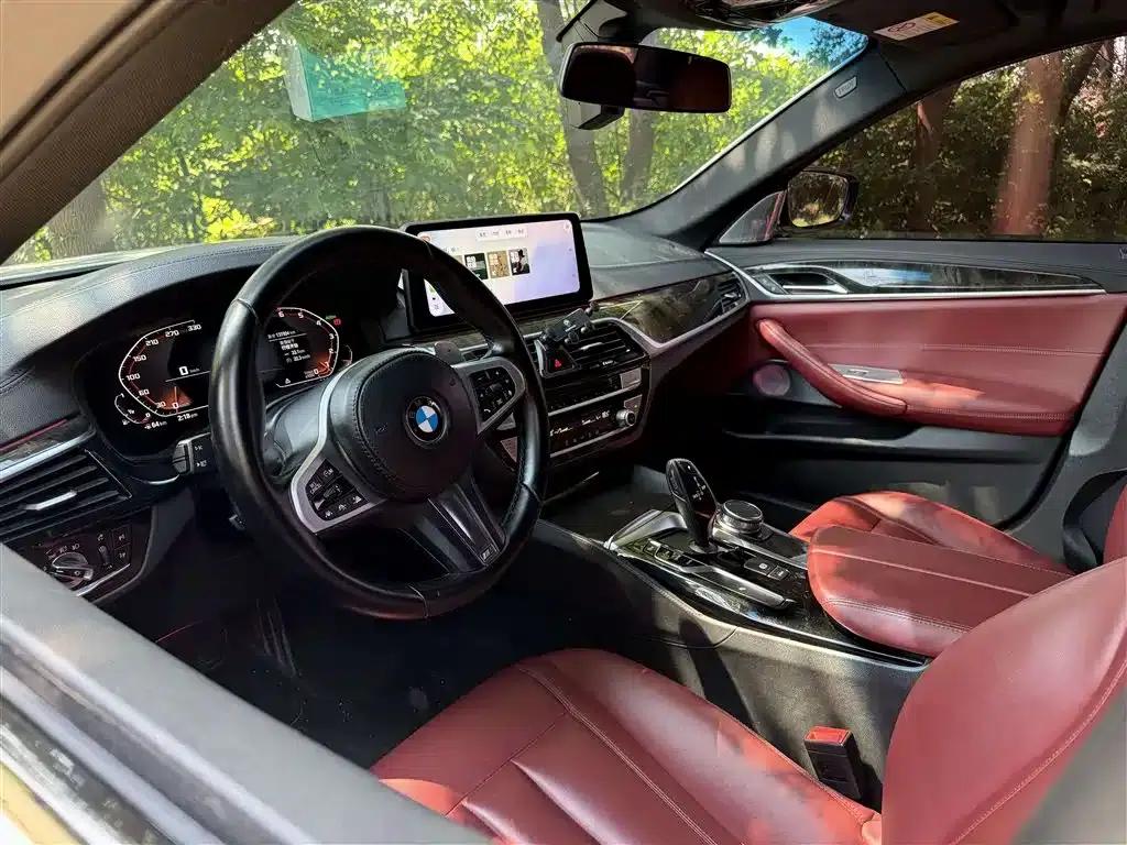 2018 BMW 5 Series 525Li M Sport Package — миниатюра 14