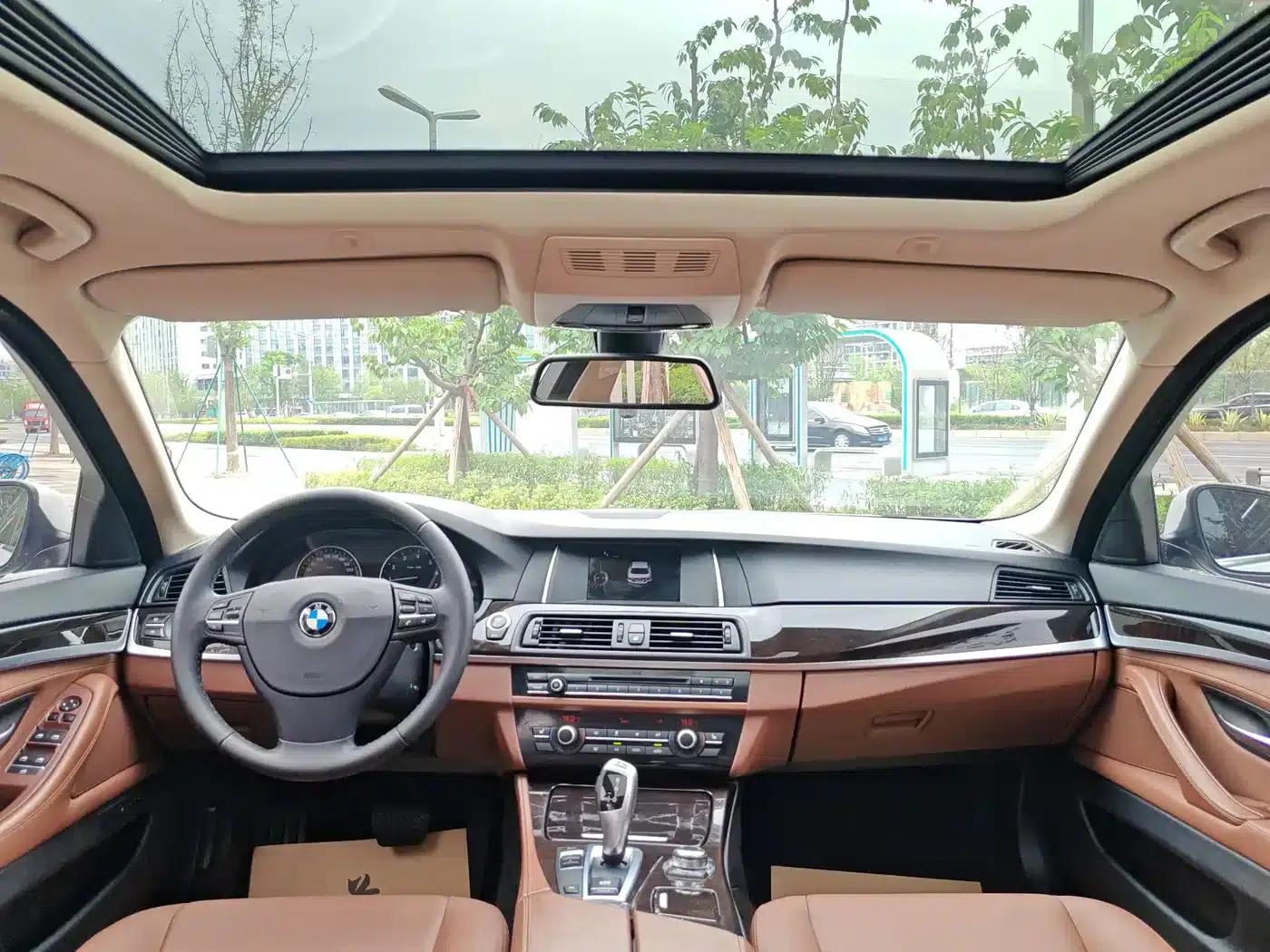 2014 BMW 5 Series 525Li Leading Edition — миниатюра 13