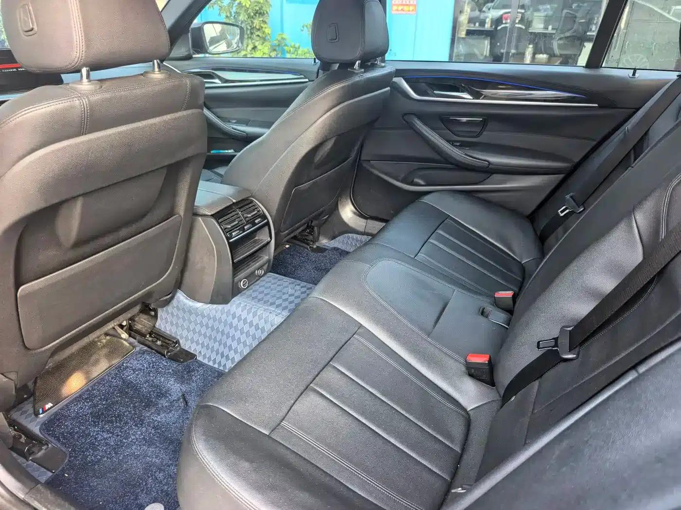 2018 BMW 5 Series 525Li M Sport Package — миниатюра 13