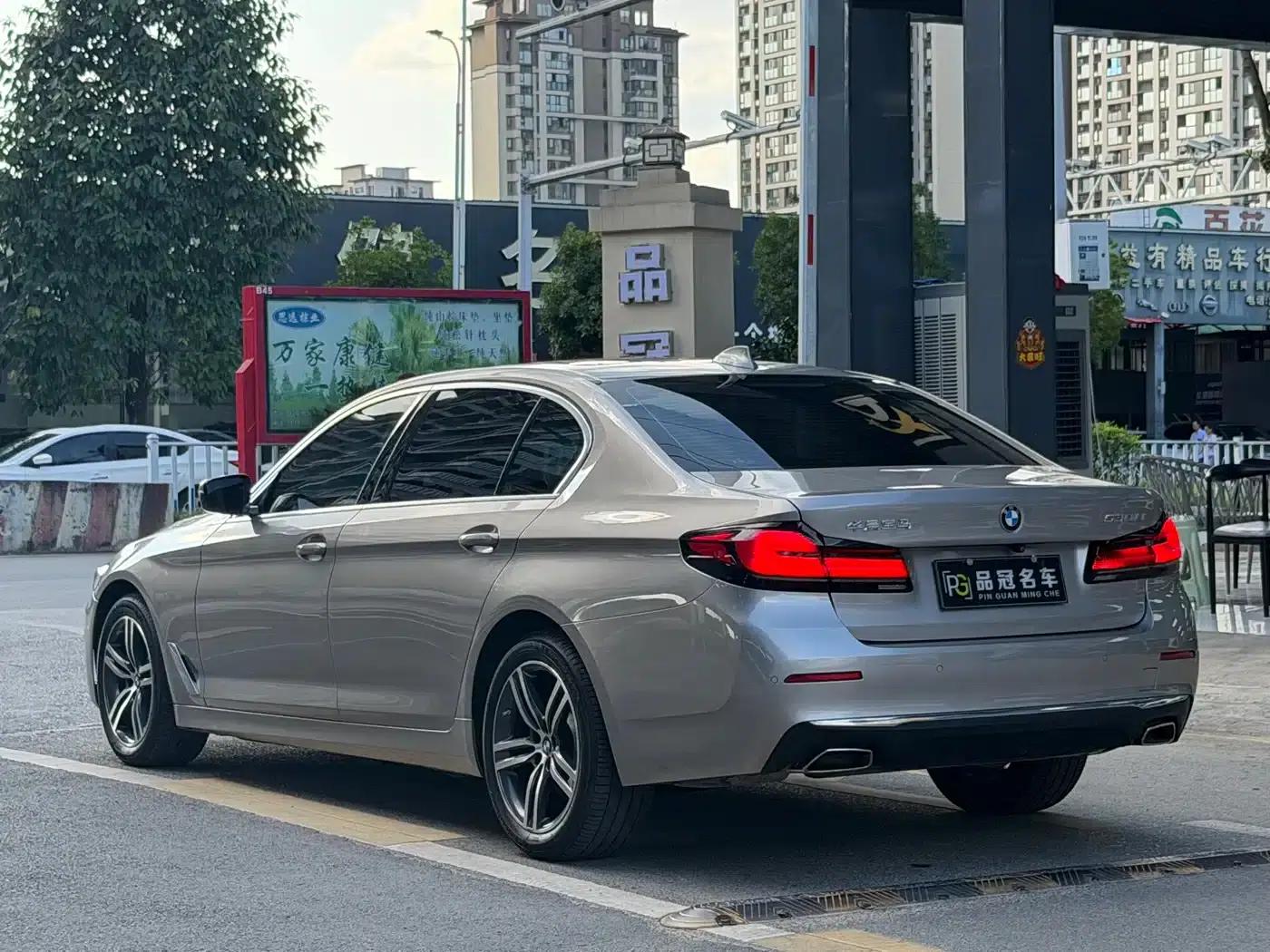 BMW 5 Series 2021 530Li Leading Luxury Package — миниатюра 7