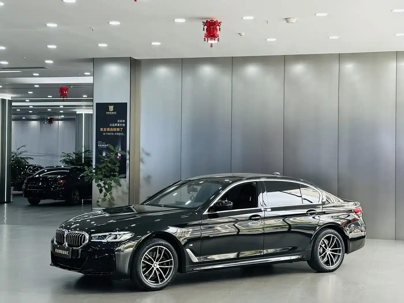 BMW 5 Series 2022 Facelift II 525Li M Sport Package — миниатюра 1