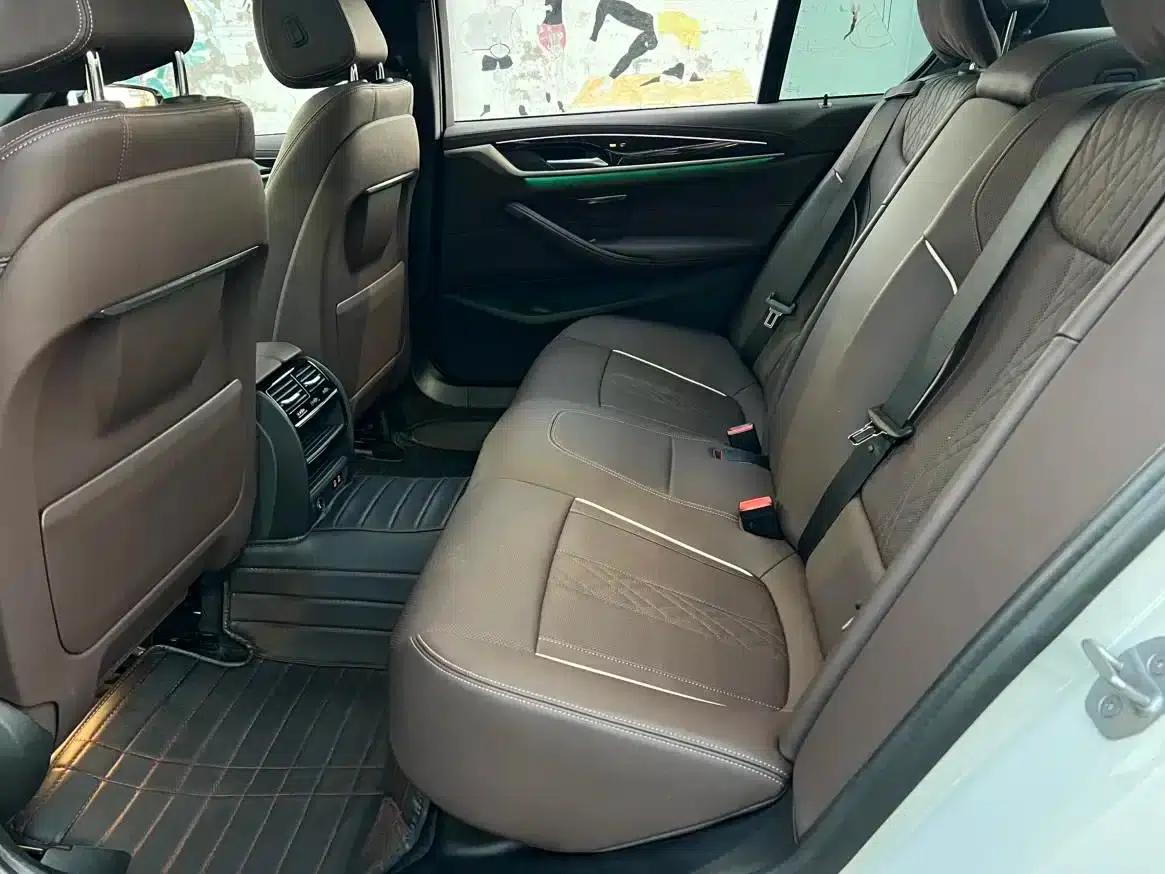 BMW 5 Series 2022 Facelift II 525Li M Sport Package — миниатюра 8