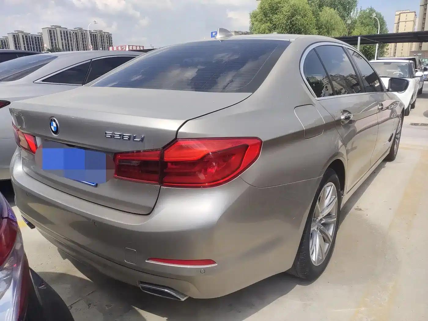 BMW 5 Series 2018 528Li Launch Special Edition — миниатюра 13