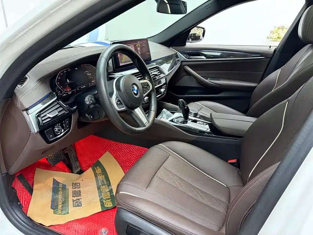 2022 BMW 5 Series Facelift 525Li M Sport Package — миниатюра 14