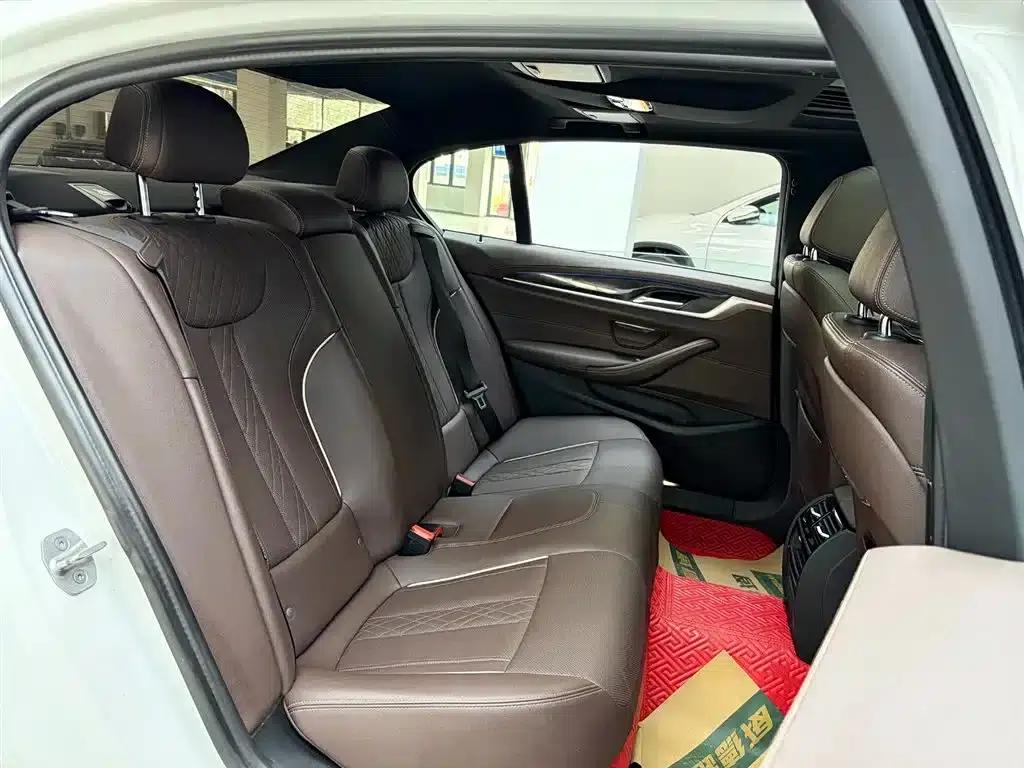 2022 BMW 5 Series Facelift 525Li M Sport Package — миниатюра 18