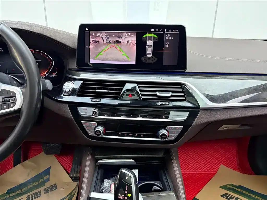 2022 BMW 5 Series Facelift 525Li M Sport Package — миниатюра 26