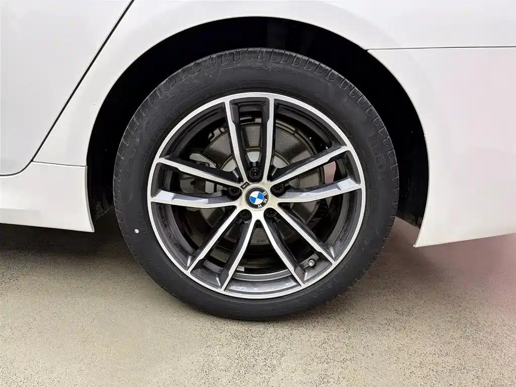 2022 BMW 5 Series Facelift 525Li M Sport Package — миниатюра 33
