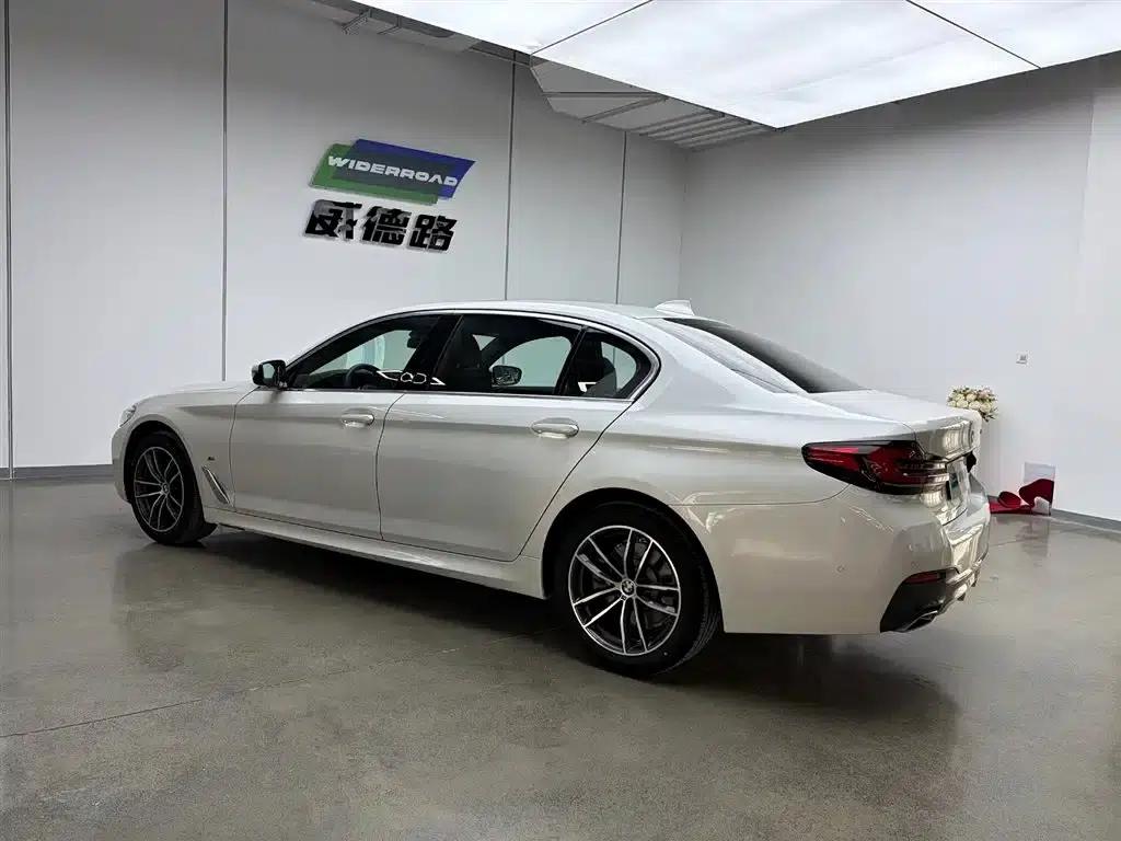 2022 BMW 5 Series Facelift 525Li M Sport Package — миниатюра 6