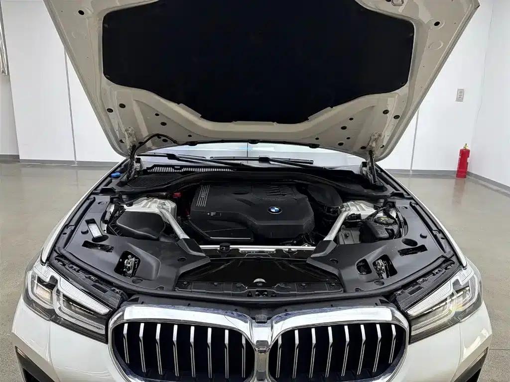 2022 BMW 5 Series Facelift 525Li M Sport Package — миниатюра 9