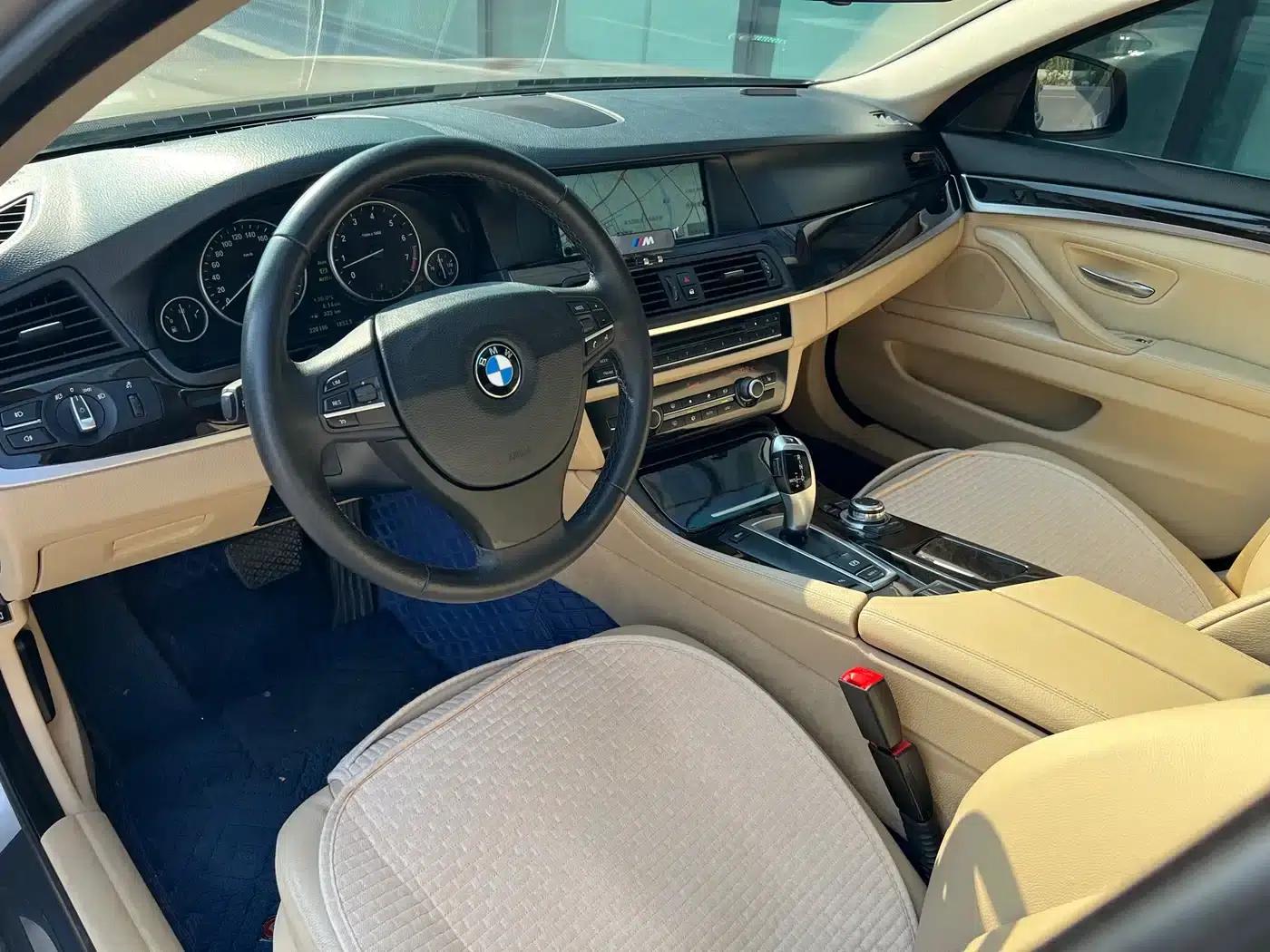 BMW 5 Series 2011 523Li Luxury — миниатюра 7