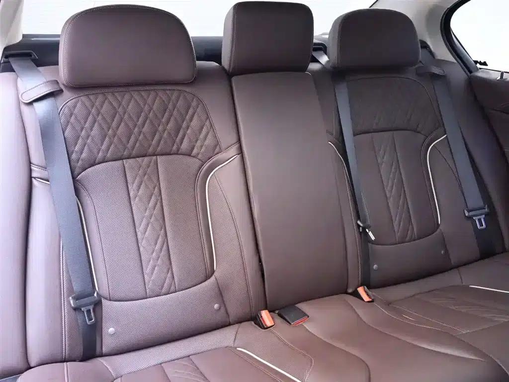 BMW 5 Series 2023 530Li Luxury Package — миниатюра 23