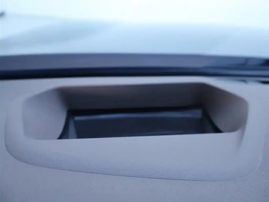 BMW 5 Series 2023 530Li Luxury Package — миниатюра 24