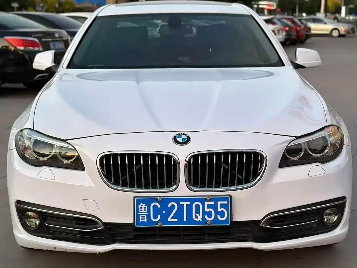BMW 5 Series 2012 523Li Leading Edition — миниатюра 2